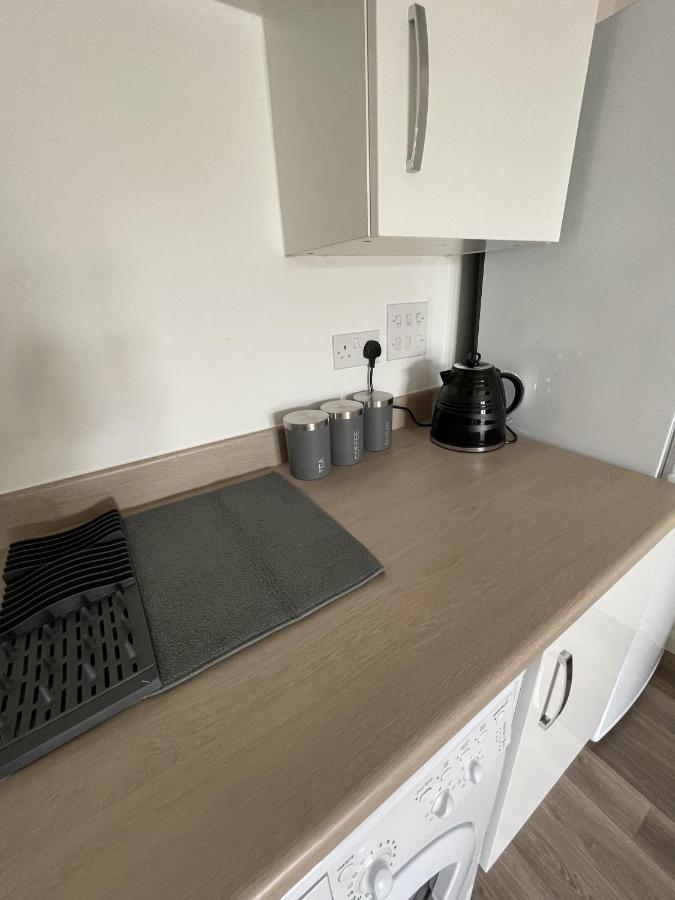 Modern 2-Bed Apartment In The Heart Of Salford Quays 外观 照片